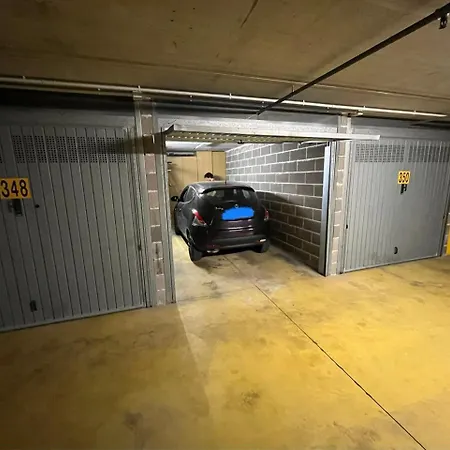 100m Dal Mare, Garage, Terrazza & Ac, Sea Nest 아파트